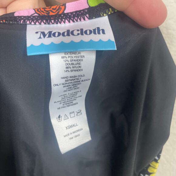 ModCloth XS The Fiona Tie-Side Bikini Bottom Swimwear Daisy Floral - Picture 8 of 9